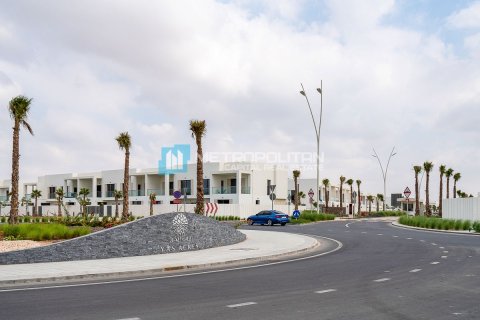 Commercial property de 4 dormitorios en  Yas Acres, UAE No. 79867 20