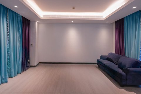 Commercial property de 4 dormitorios en  Yas Acres, UAE No. 79867 14