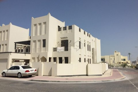 Вилла с 5 спальнями в Diyar Al Muharraq, Бахрейн №99382 1