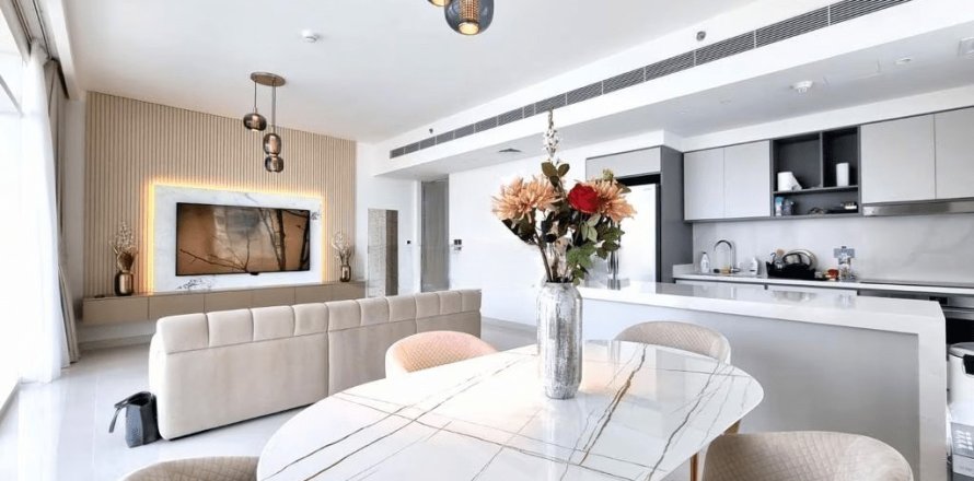 Apartment de 3 dormitorios en SUNRISE BAY Dubai, UAE No. 97424