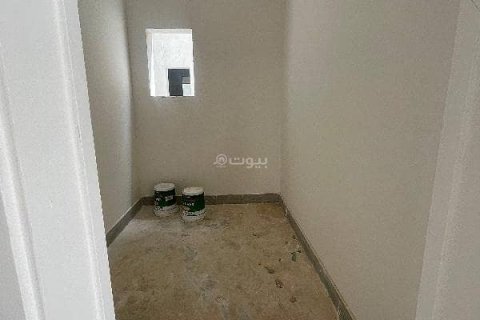 Villa de 5 dormitorios en Riyadh, Saudi Arabia No. 67556 20