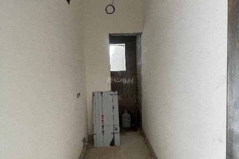 Villa de 5 dormitorios en Riyadh, Saudi Arabia No. 67556 18