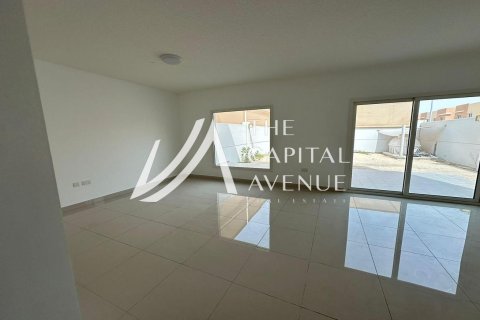 Villa de 3 dormitorios en Al Samha, UAE No. 86841 3