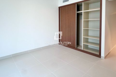 3 غرف نوم شقة في EMAAR Beachfront, الإمارات العربية المتحدة رقم 39940 17