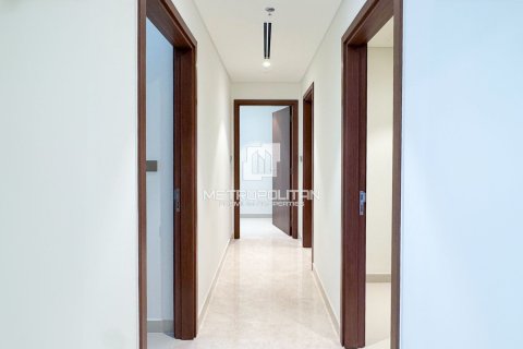 3 غرف نوم شقة في EMAAR Beachfront, الإمارات العربية المتحدة رقم 39940 11