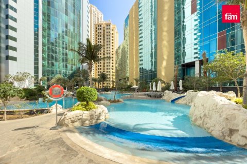Appartement de 2 chambres à Dubai, UAE No. 102678 2