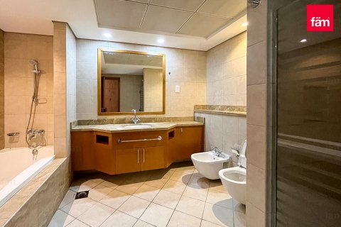 Appartement de 2 chambres à Dubai, UAE No. 102678 11