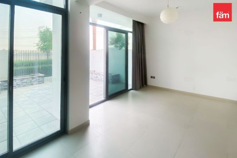 Villa de 3 chambres à Dubai, UAE No. 102681 2