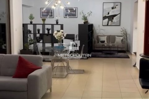 Apartment de 2 dormitorios en Sadaf, UAE No. 78045 7