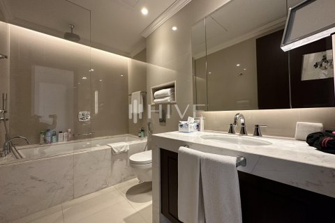 Apartment de 2 dormitorios en The Address Residence Fountain Views, UAE No. 80379 15