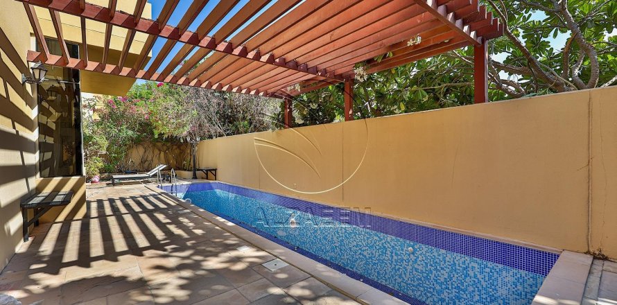 Villa de 4 chambres à Al Raha Gardens, UAE No. 91121