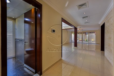 Villa de 4 chambres à Al Raha Gardens, UAE No. 91121 19