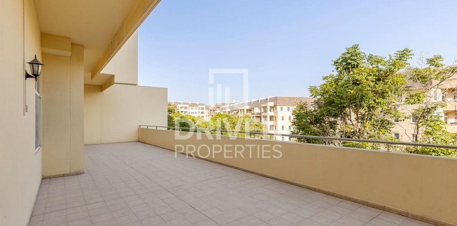 3 bedrooms Apartment in Motor City, UAE No. 83680