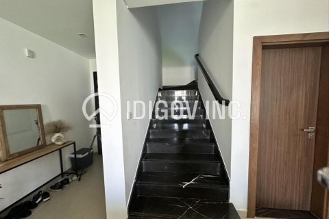 Townhouse de 3 chambres à Arabella Townhouses, UAE No. 104367 21