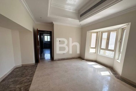 Villa de 4 dormitorios en Jumeirah Islands, UAE No. 89374 2