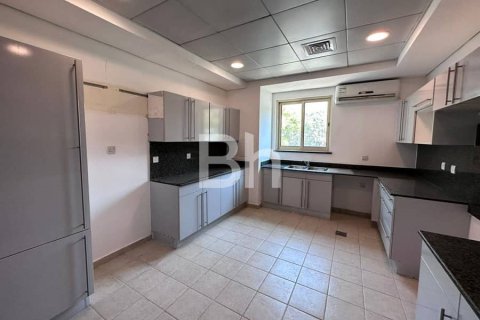 Villa de 4 dormitorios en Jumeirah Islands, UAE No. 89374 4