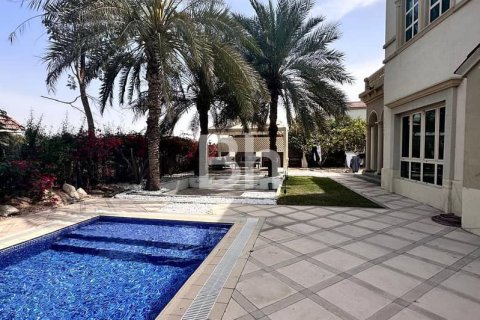 Villa de 4 dormitorios en Jumeirah Islands, UAE No. 89374 15