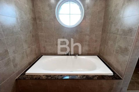 Villa de 3 dormitorios en Jumeirah Park, UAE No. 89373 12