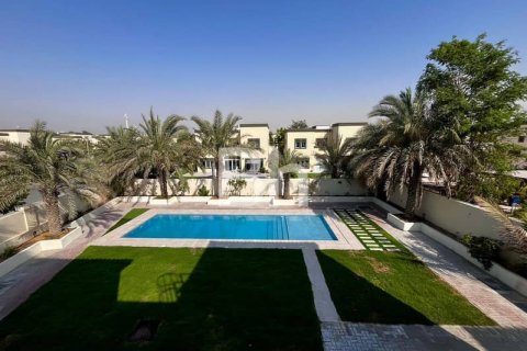 Villa de 3 dormitorios en Jumeirah Park, UAE No. 89373 5