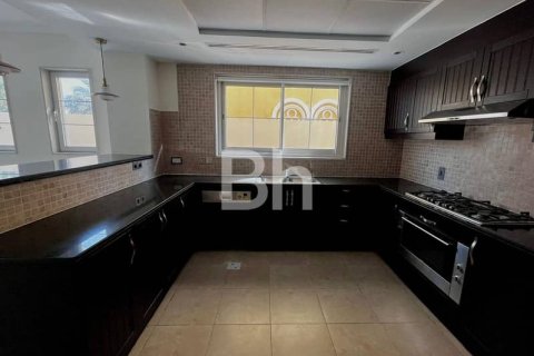 Villa de 3 dormitorios en Jumeirah Park, UAE No. 89373 20
