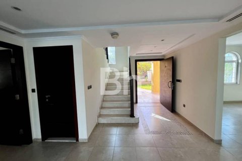 Villa de 3 dormitorios en Jumeirah Park, UAE No. 89373 23