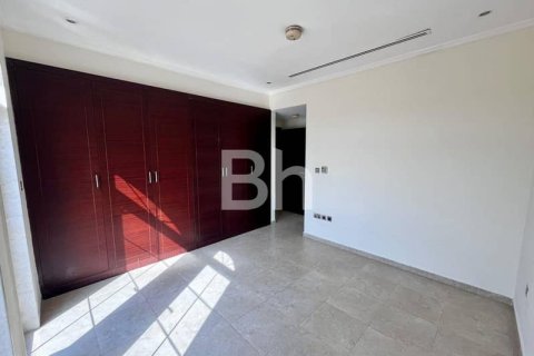 Villa de 3 dormitorios en Jumeirah Park, UAE No. 89373 9