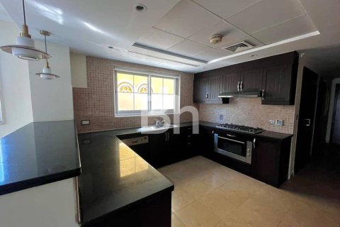 Villa de 3 dormitorios en Jumeirah Park, UAE No. 89373 19