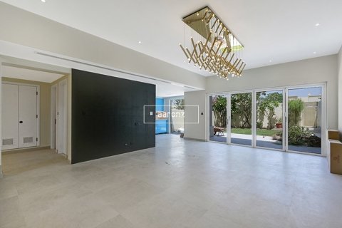 Villa de 3 chambres  No. 106111 4