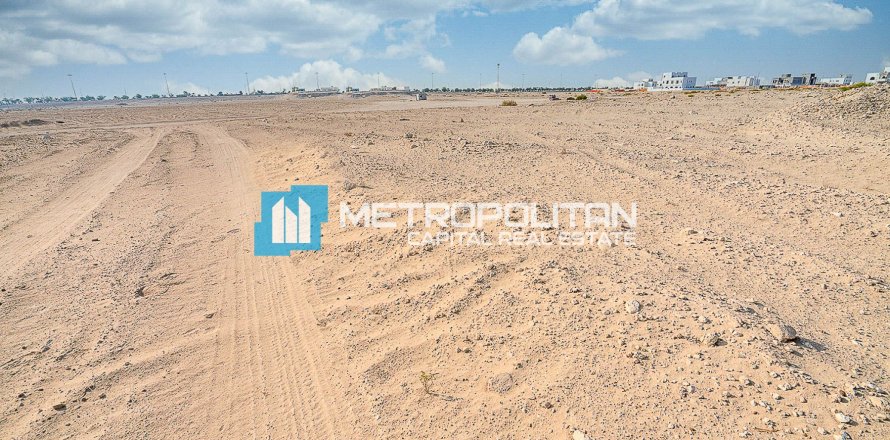 Land de 750m²  No. 106174