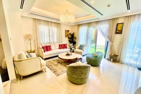 Villa de 3 dormitorios en Al Barsha, UAE No. 85943 3