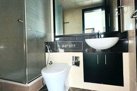 Apartment de 2 dormitorios en Jumeirah Lake Towers, UAE No. 102107 10
