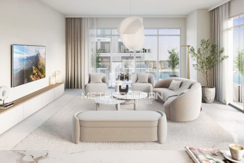 Appartement de 3 chambres à EMAAR Beachfront, UAE No. 78080 3