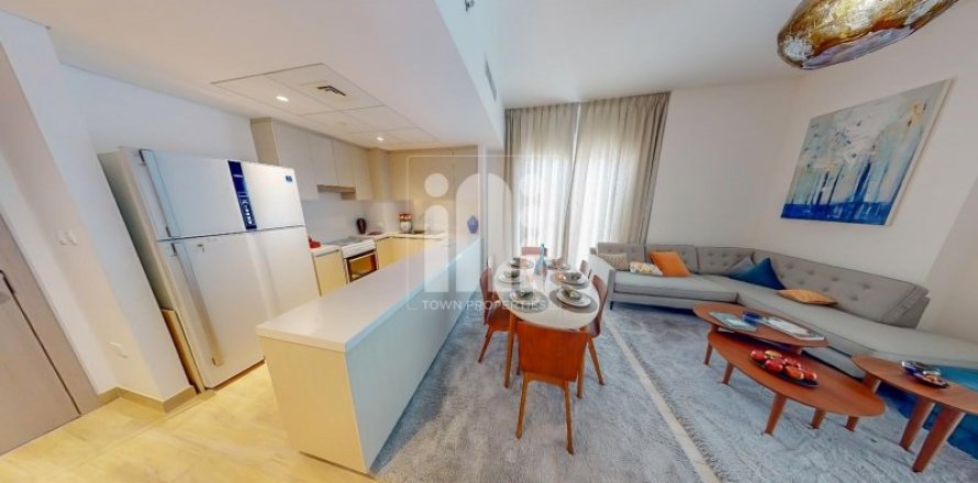 Apartment de 3 dormitorios en WATER'S EDGE Yas Island, UAE No. 96239