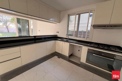 Villa de 4 chambres à Dubai, UAE No. 89478 21
