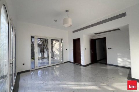 Villa de 4 chambres à Dubai, UAE No. 89478 16