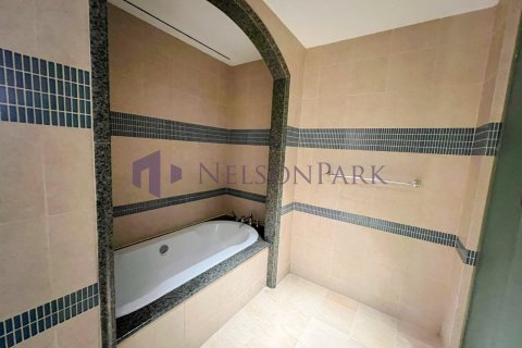 2 bedrooms Apartment in Doha, Qatar No. 57824 15