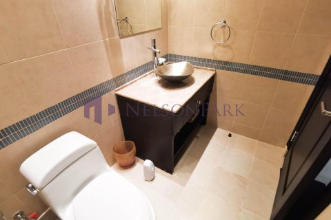 2 bedrooms Apartment in Doha, Qatar No. 57822 5