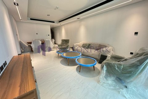 2 bedrooms Apartment in Doha, Qatar No. 61010 13