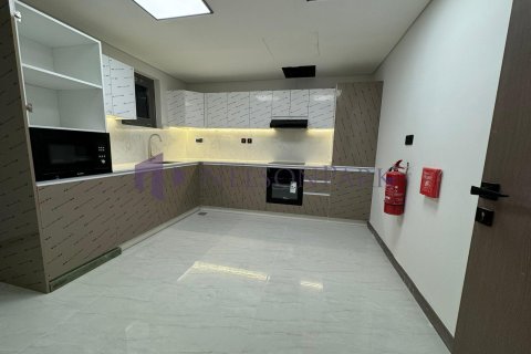 2 bedrooms Apartment in Doha, Qatar No. 61010 14