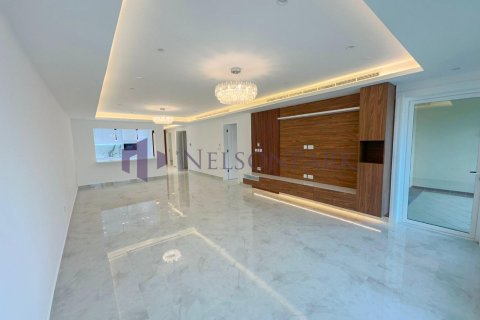 2 bedrooms Townhouse in Doha, Qatar No. 61011 7