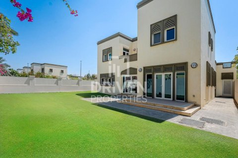 3 غرف نوم فيلا في Legacy, الإمارات العربية المتحدة رقم 85498 2