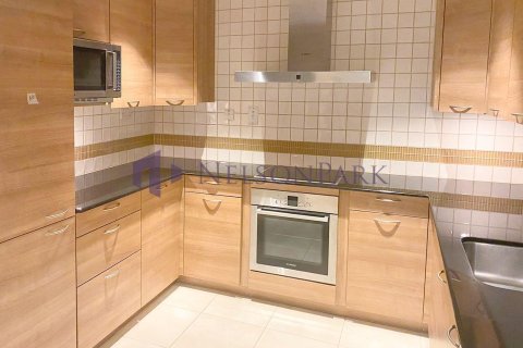 2 bedrooms Apartment in Doha, Qatar No. 57394 7