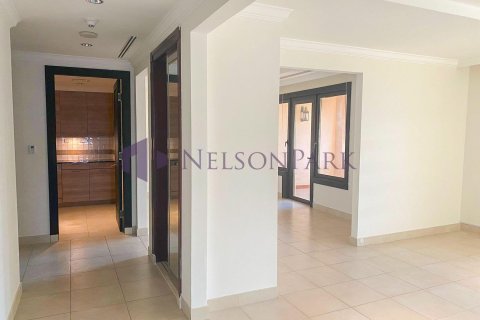 2 bedrooms Apartment in Doha, Qatar No. 57394 8