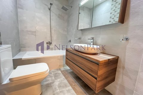 3 bedrooms Apartment in Doha, Qatar No. 57408 16