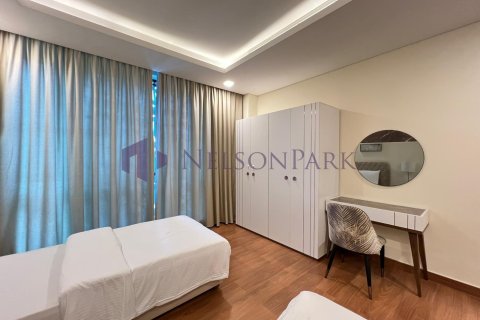 3 bedrooms Apartment in Doha, Qatar No. 57408 5