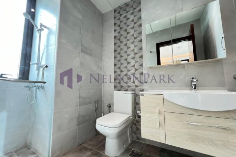 3 bedrooms Apartment in Doha, Qatar No. 57408 15