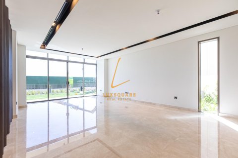 Villa de 5 dormitorios en Golf Place, UAE No. 97523 4