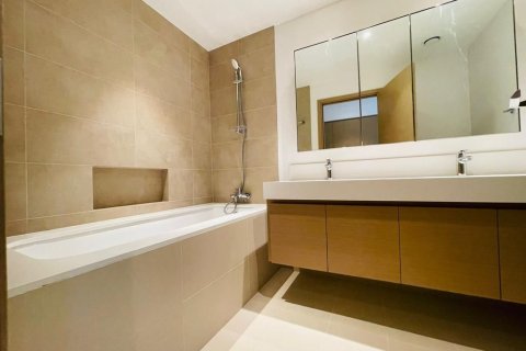 Appartement de 2 chambres à CREEK HORIZON Dubai, UAE No. 97522 4