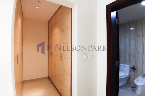 3 bedrooms Apartment in Doha, Qatar No. 57913 22