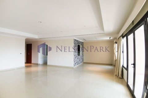 3 bedrooms Apartment in Doha, Qatar No. 57913 14